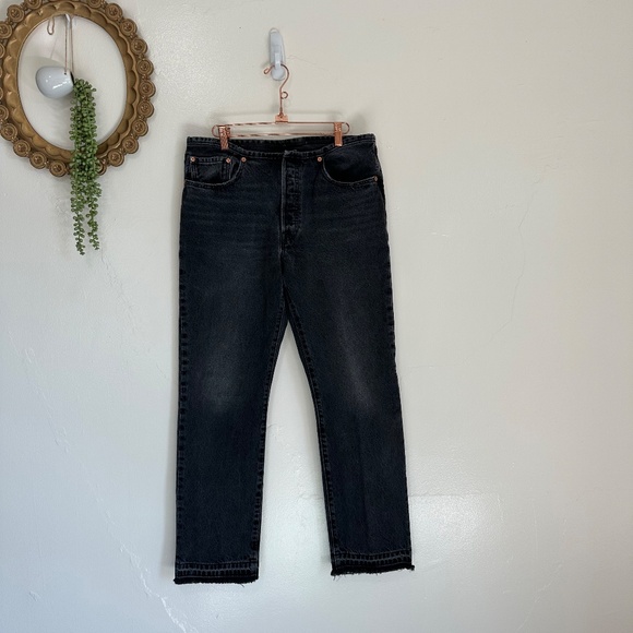 Levi's 501 Mini Waist Jeans, Black, Size 31 - Picture 9 of 10